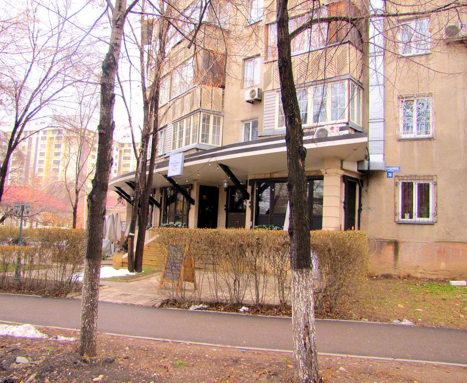 Guest House On Kaldaiakova 38 阿拉木图 外观 照片